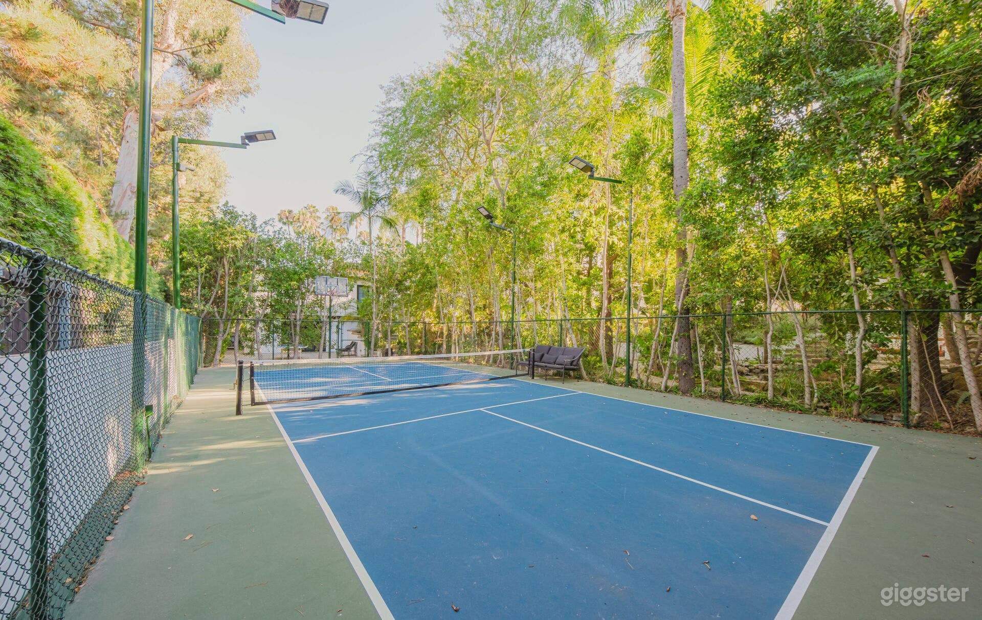 BEVERLY HILLS ELEGANT/TENNIS COURT Photo 3