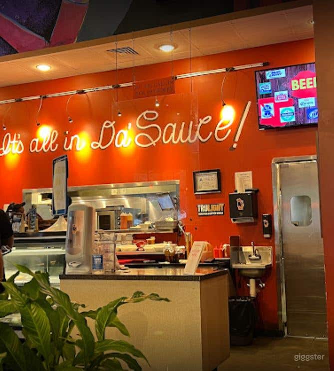  Lively BBQ Restaurant in Charlotte 