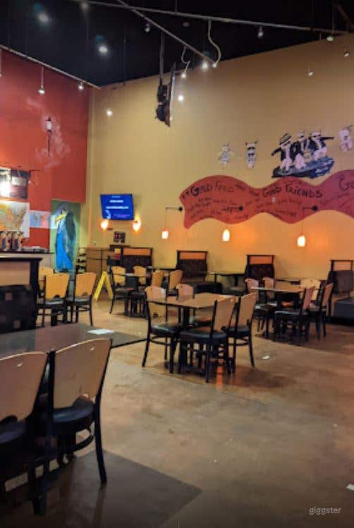  Lively BBQ Restaurant in Charlotte 