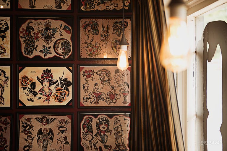  Tattoo Shop Classic Americana 