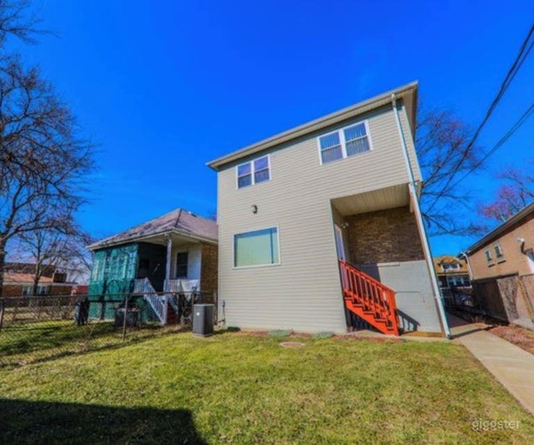  Beautiful home in Chatham  