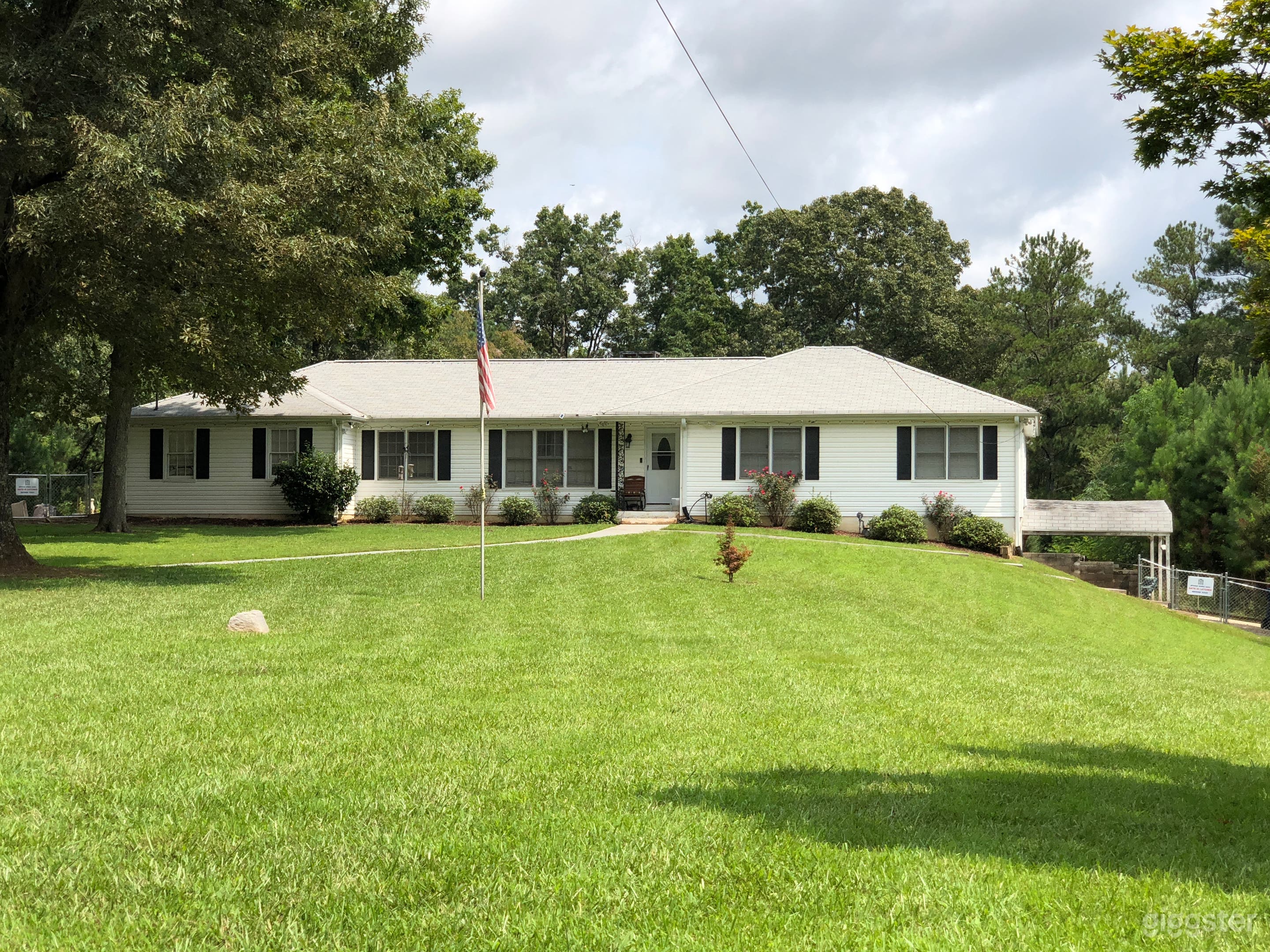 Front yard, front of house