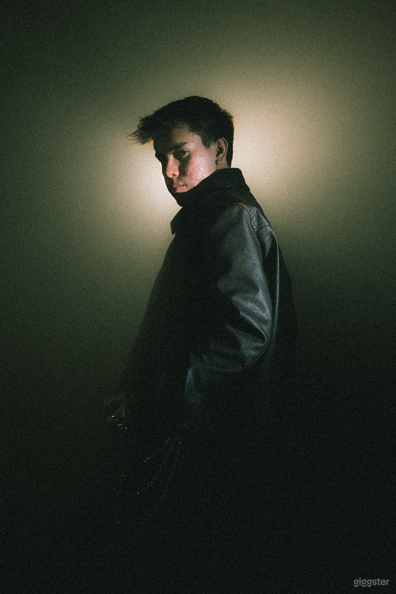 THE BLACK BOX with Flexible Set Design Photo 3