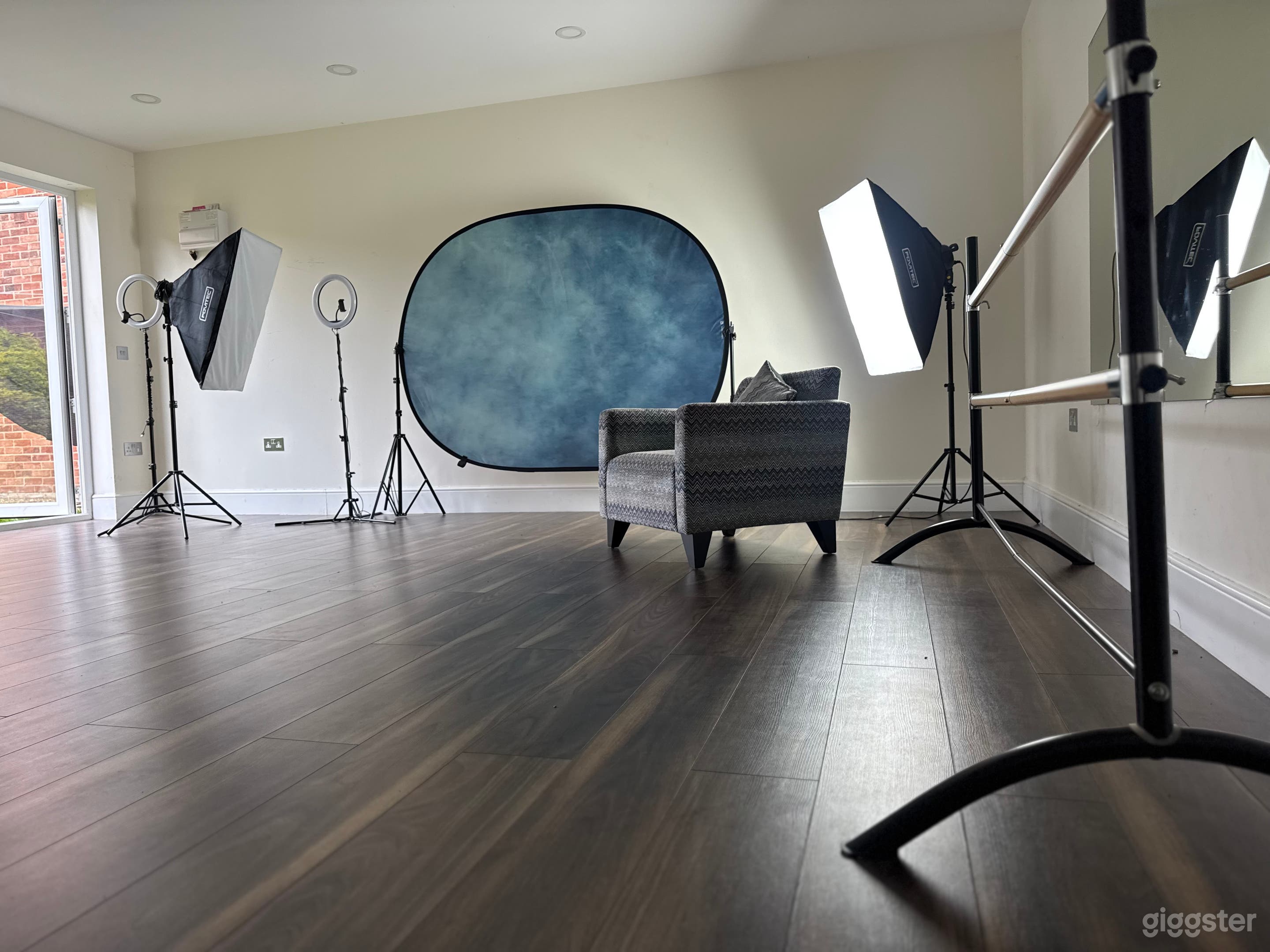Modern Film & Live Commerce Studio - Mirrors & Natural Light Photo 1