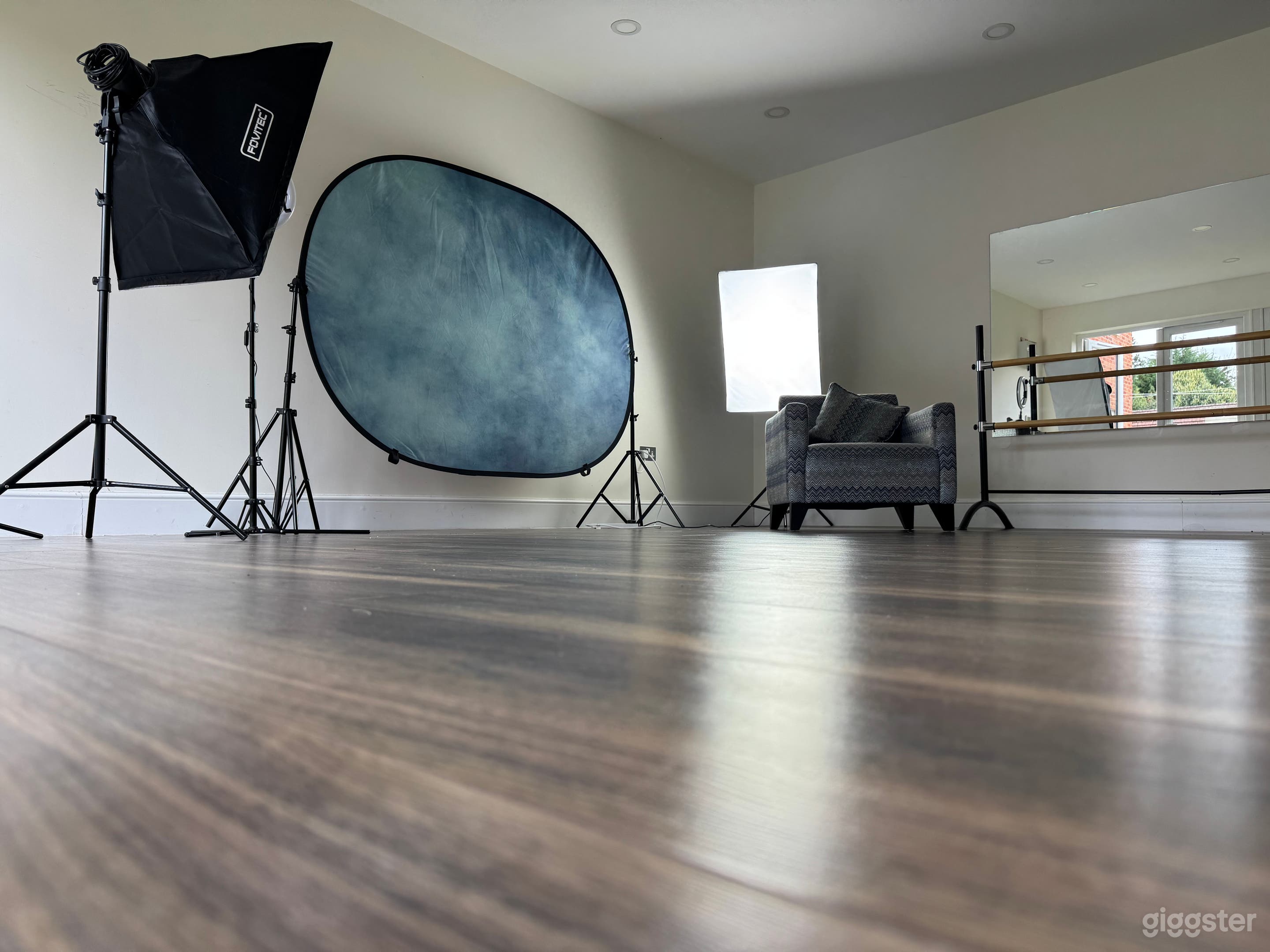 Modern Film & Live Commerce Studio - Mirrors & Natural Light Photo 3