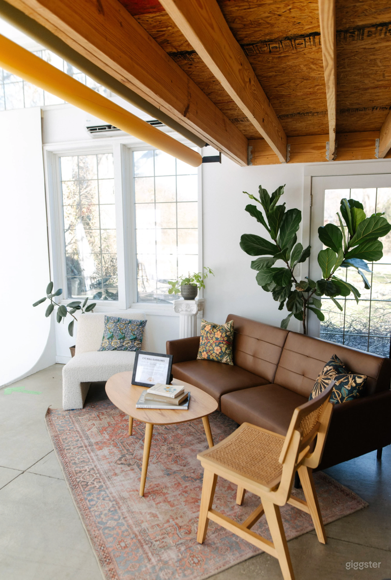  Quonset Hut Photography Studio-14ft Cyc Wall, Natural Light 