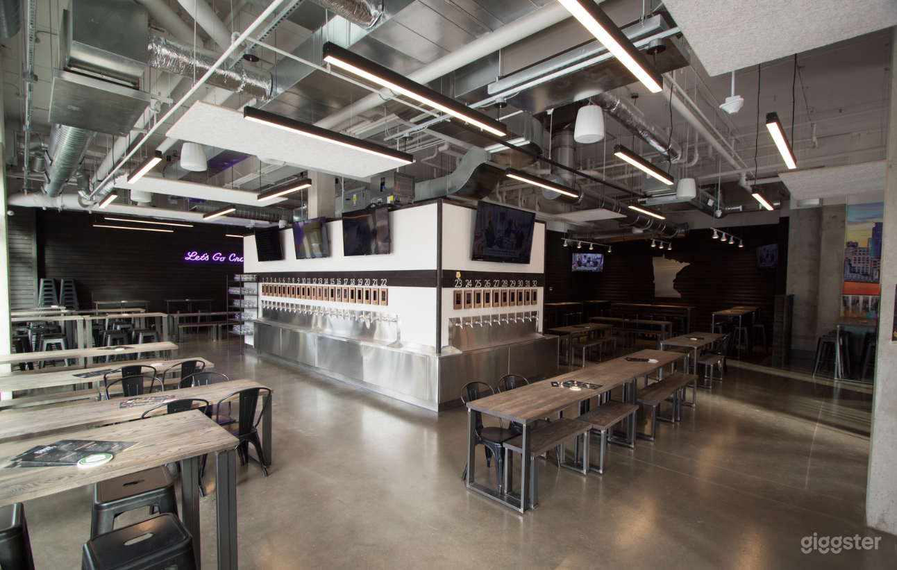 Urban Bar and Restaurant in Downtown Minneapolis Photo 1