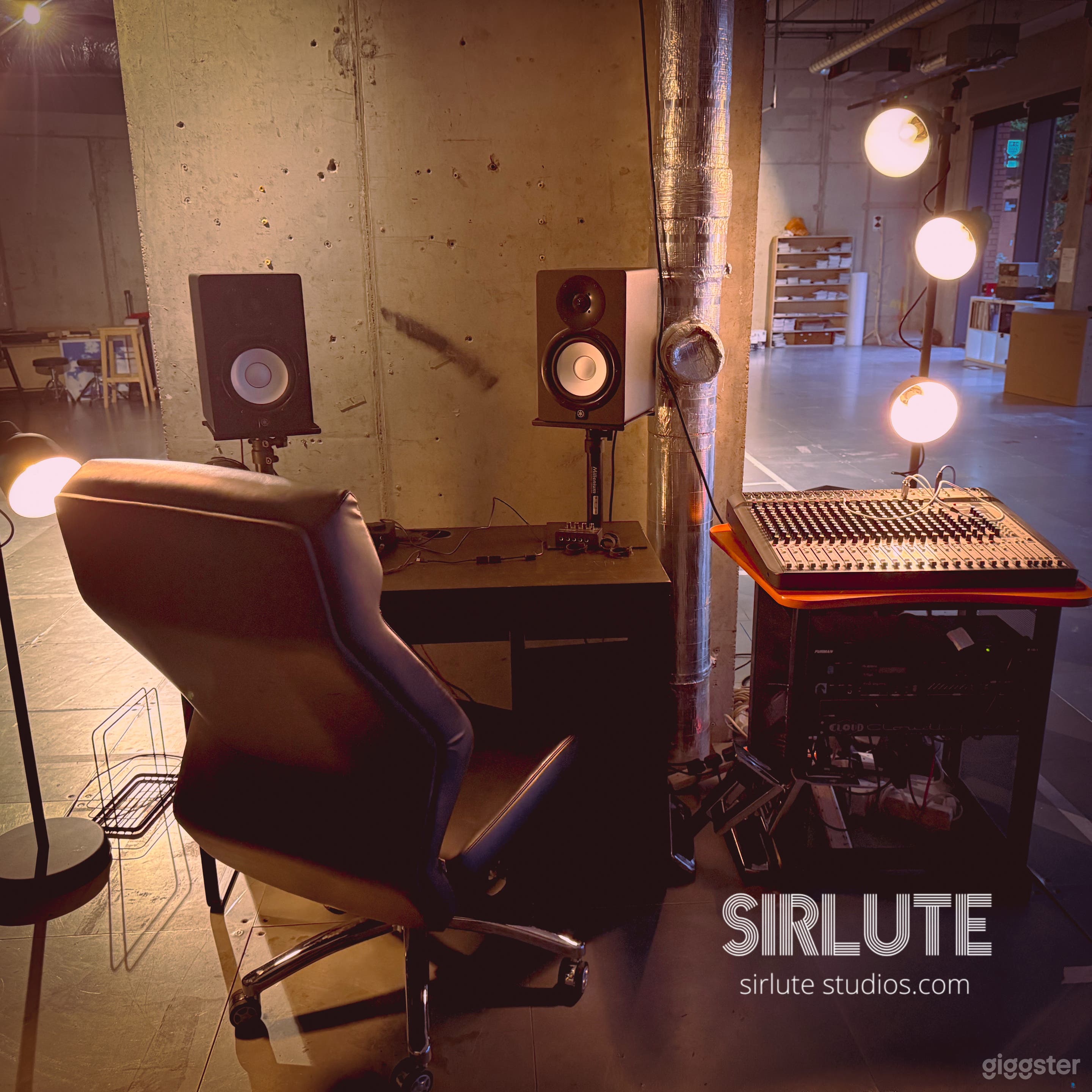 Professional Recording Studio in East London Photo 2