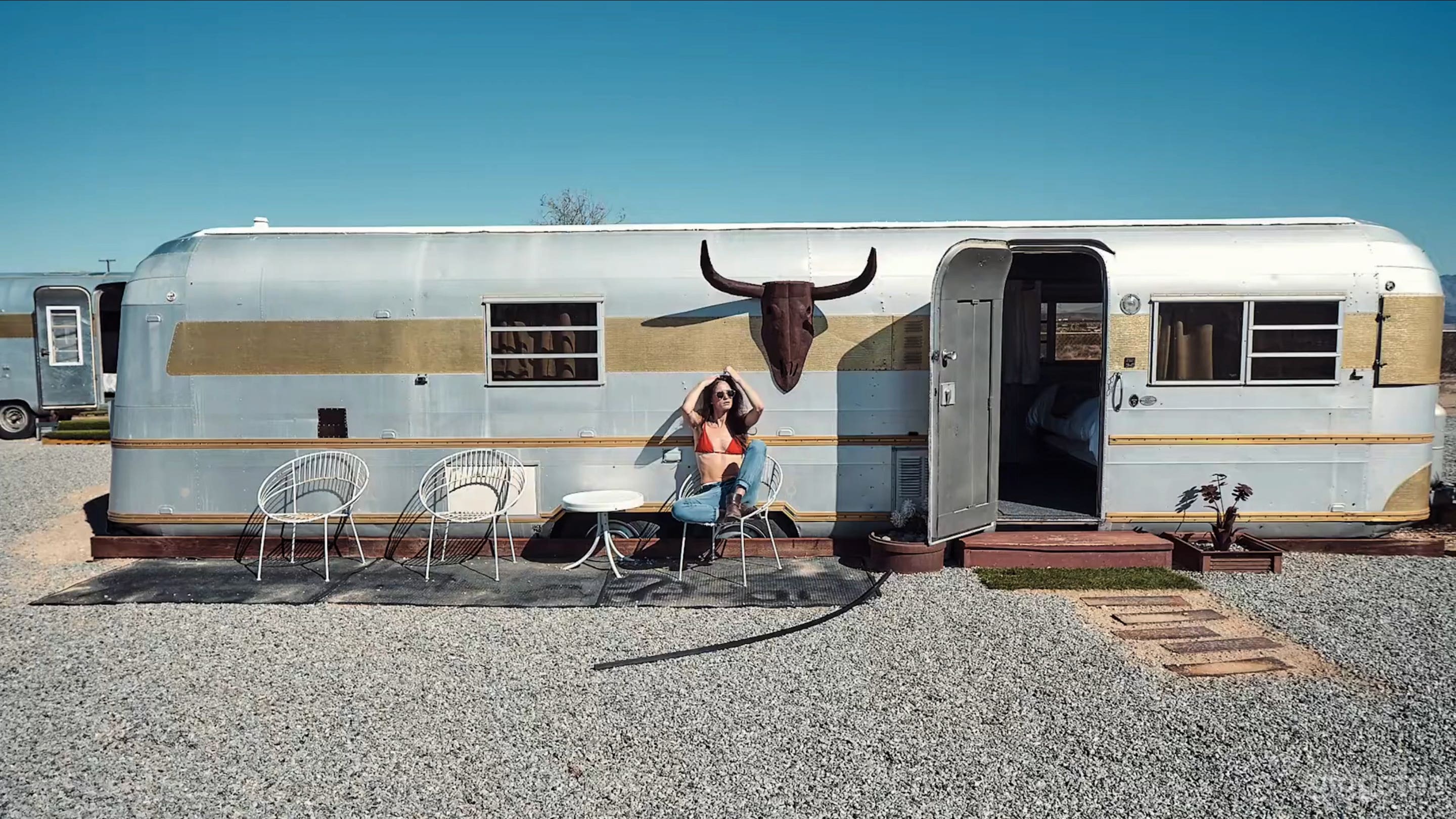 Multi-Set Creative Desert Ranch Backlot - Joshua Tree Photo 1