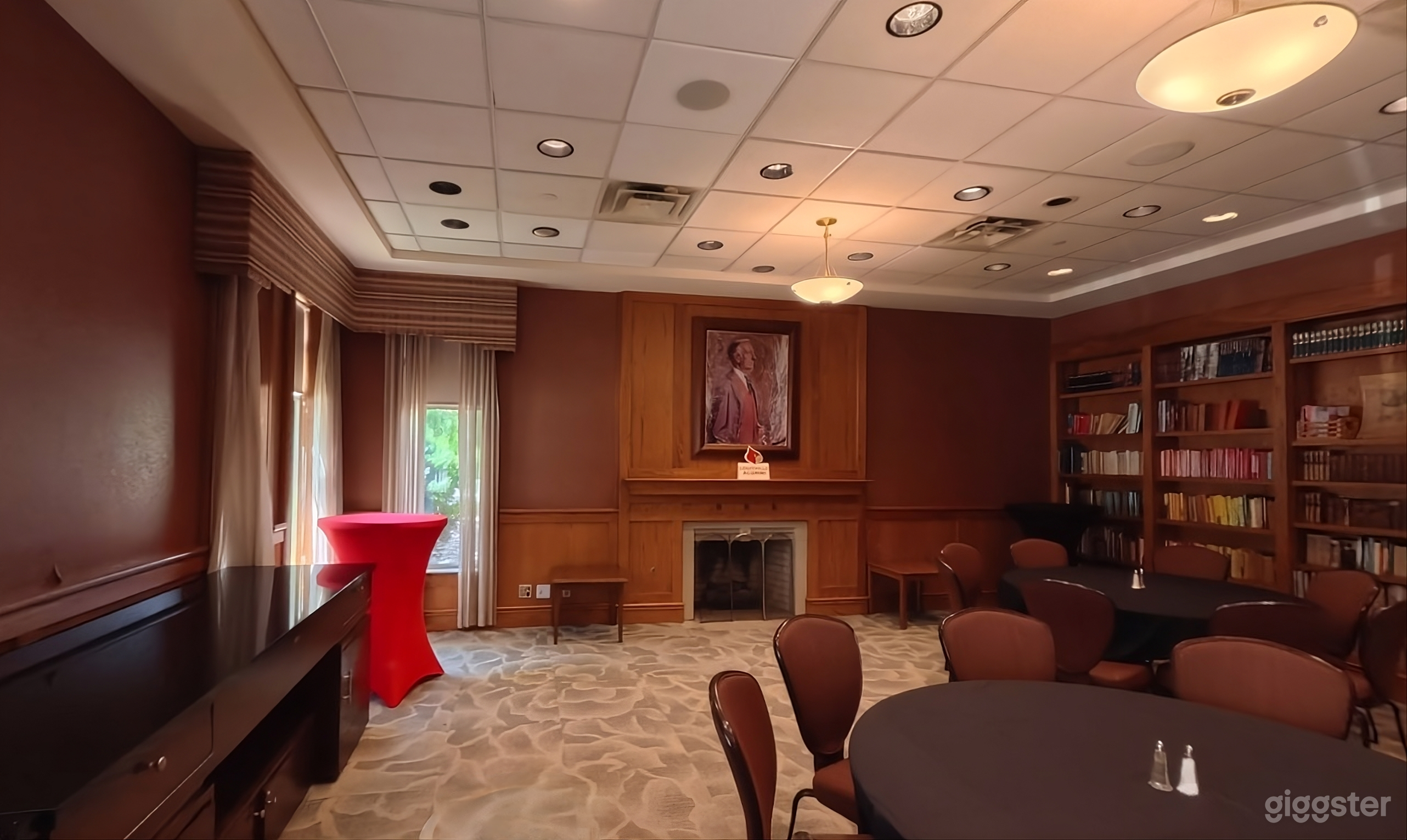 Elegant Library & Fireside Lounge — Events & Productions Photo 4