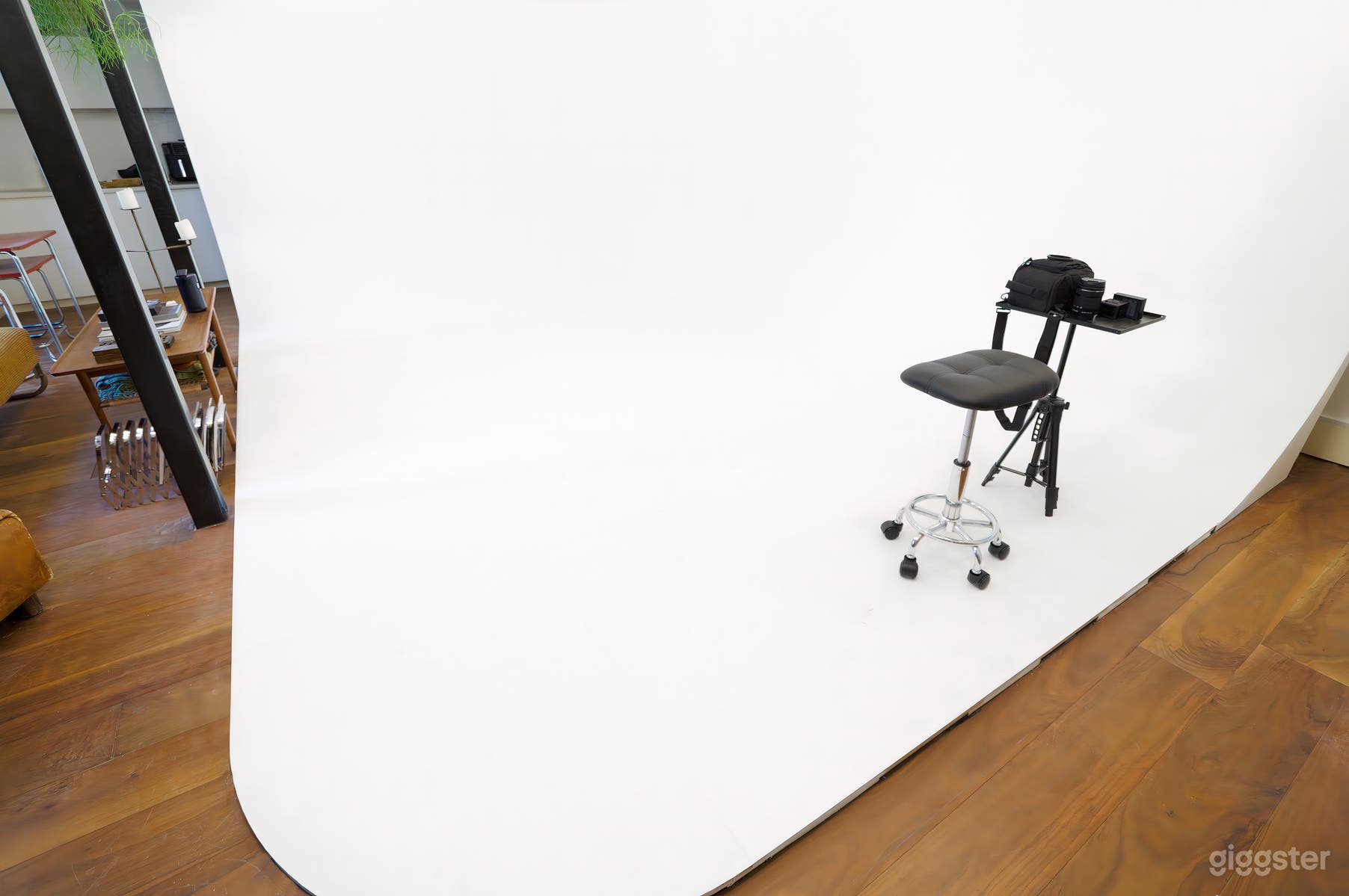 freshly painted and well maintained infinity cove, kitchen commons area