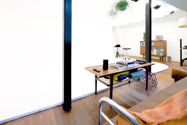  freshly painted and well maintained infinity cove 