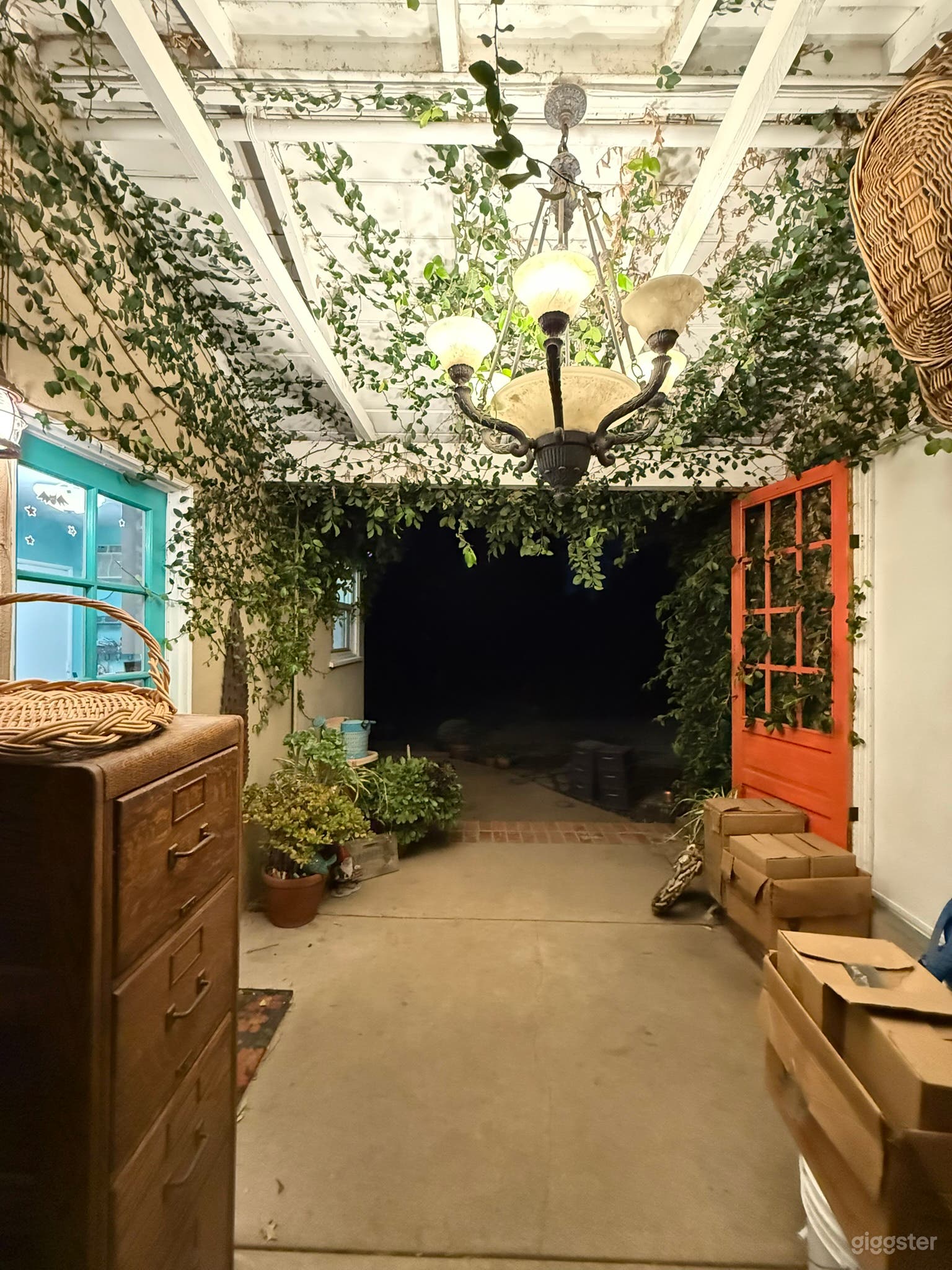 Serene Farmhouse Retreat Tucked Among Trees (Retro 1960's) Photo 1