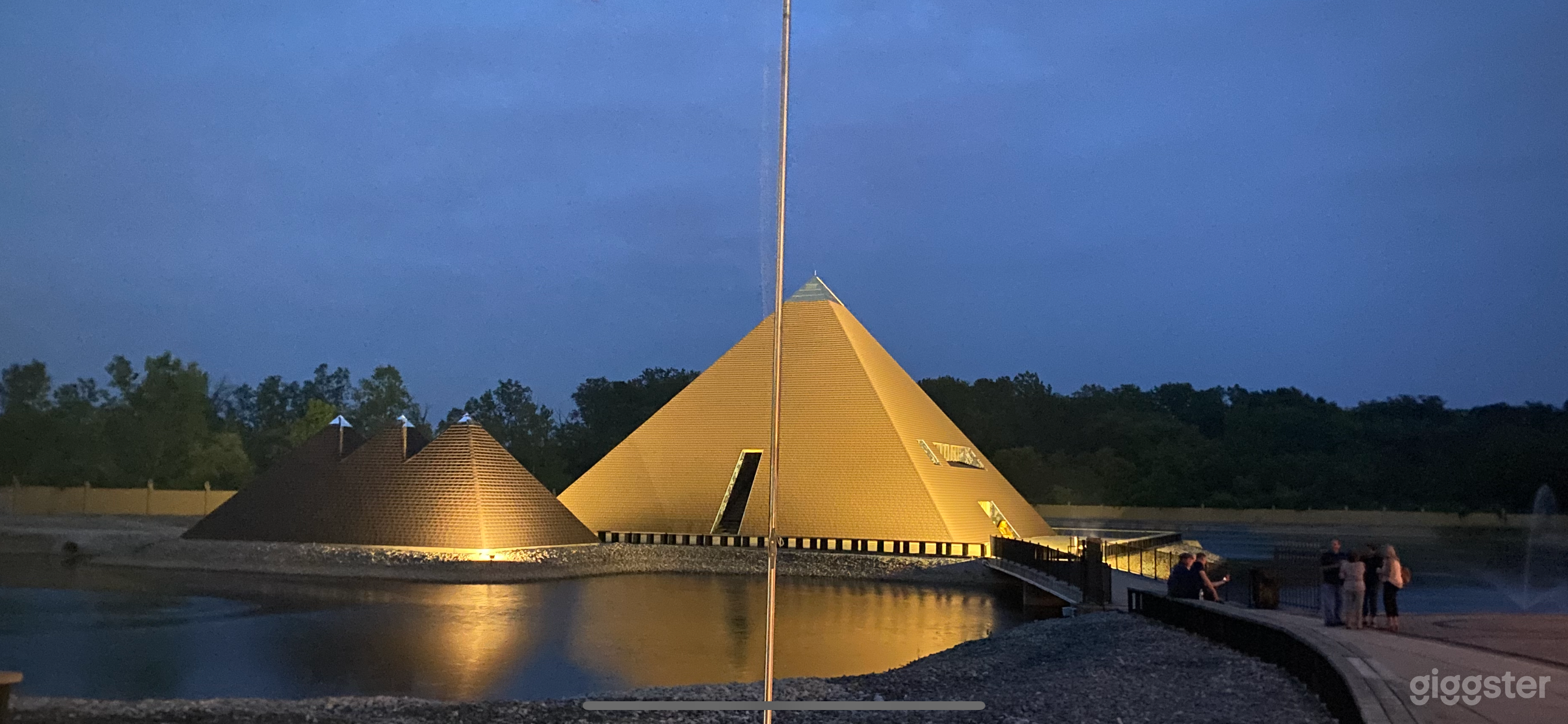 Pyramid House Photo 3