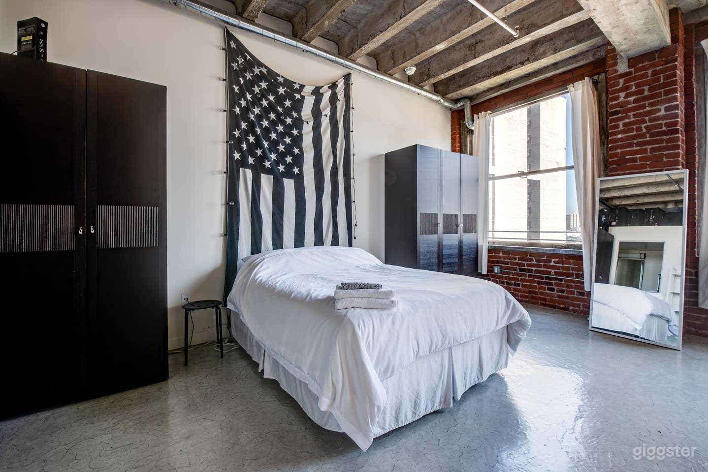 Downtown Los Angeles Studio Loft Photo 2