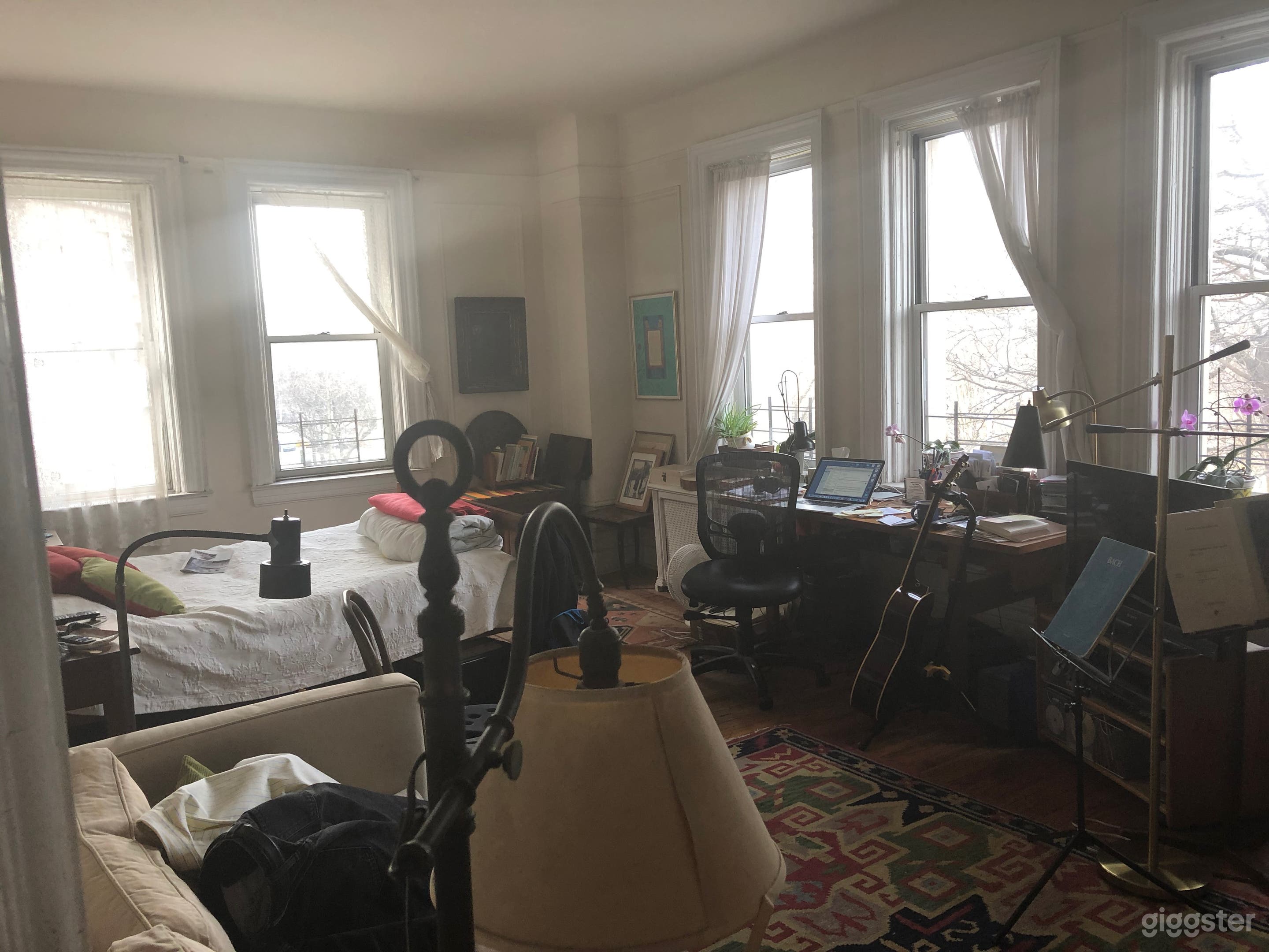 Classic Upper West Side with character+experience Photo 1