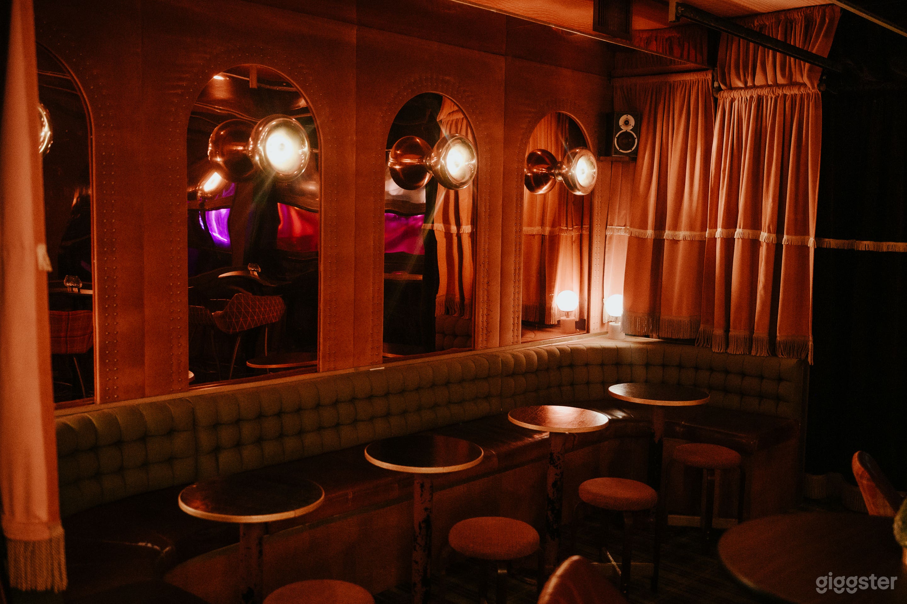 Retro Cocktail Bar Photo 2