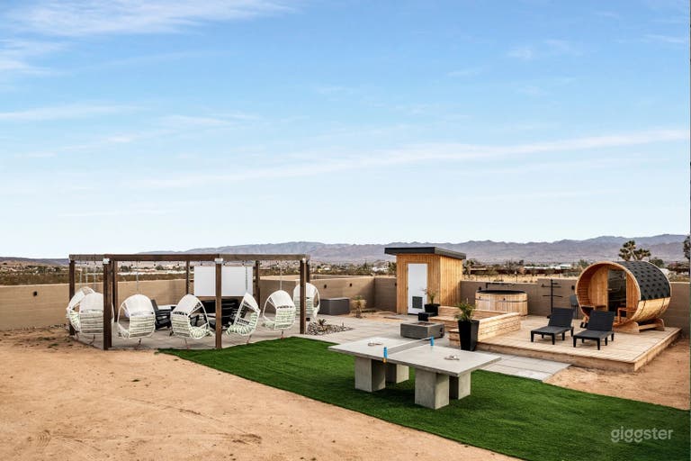  The Lazy River House 