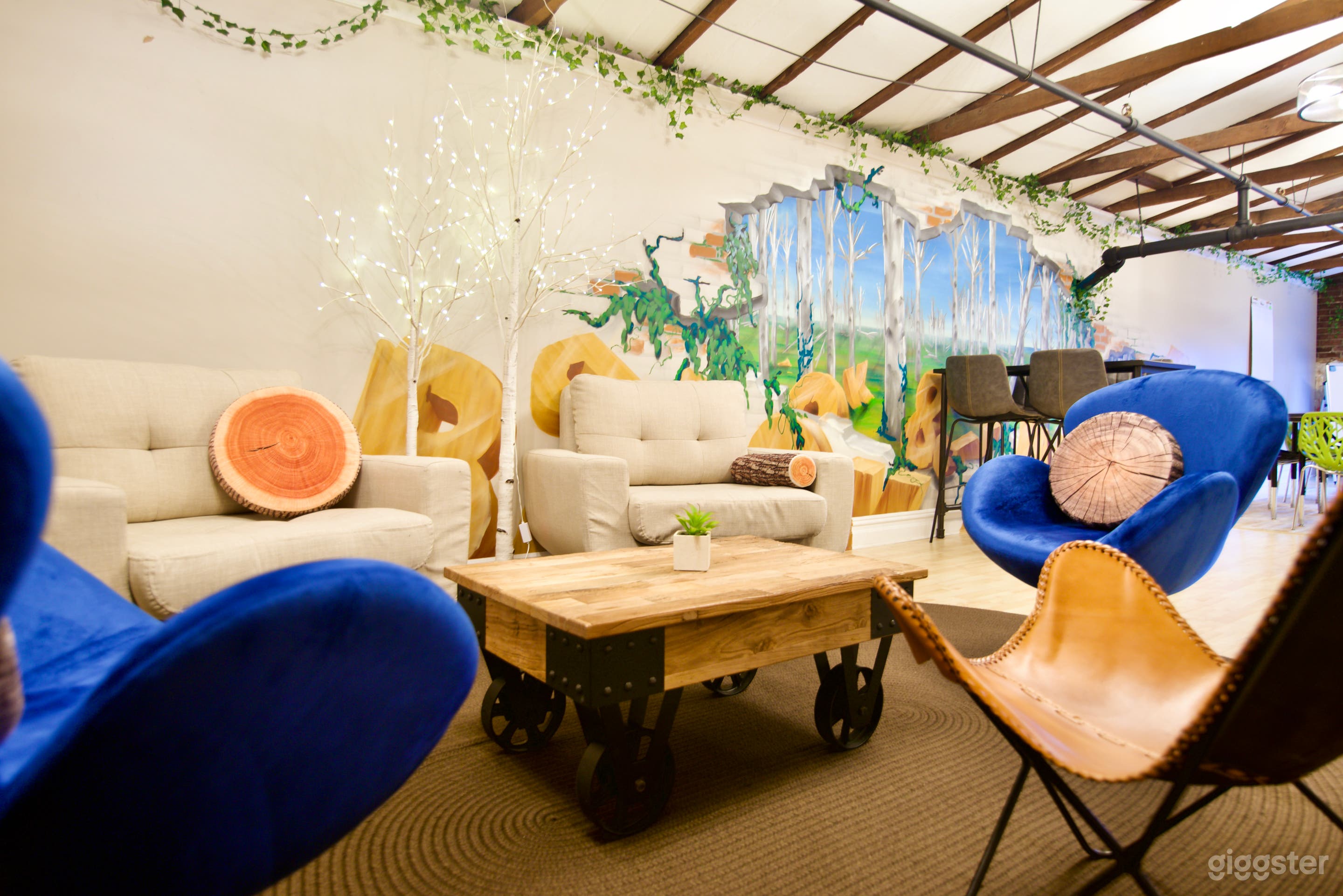 Eclectic Meeting Room in Morristown Photo 4