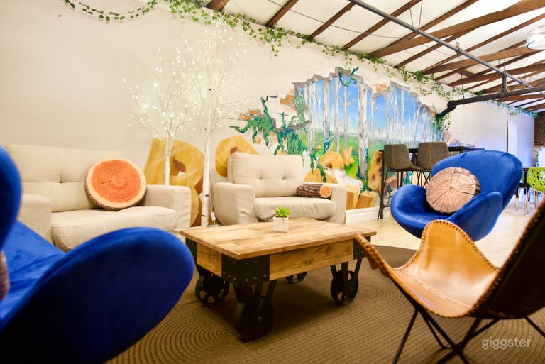  Eclectic Meeting Room in Morristown 