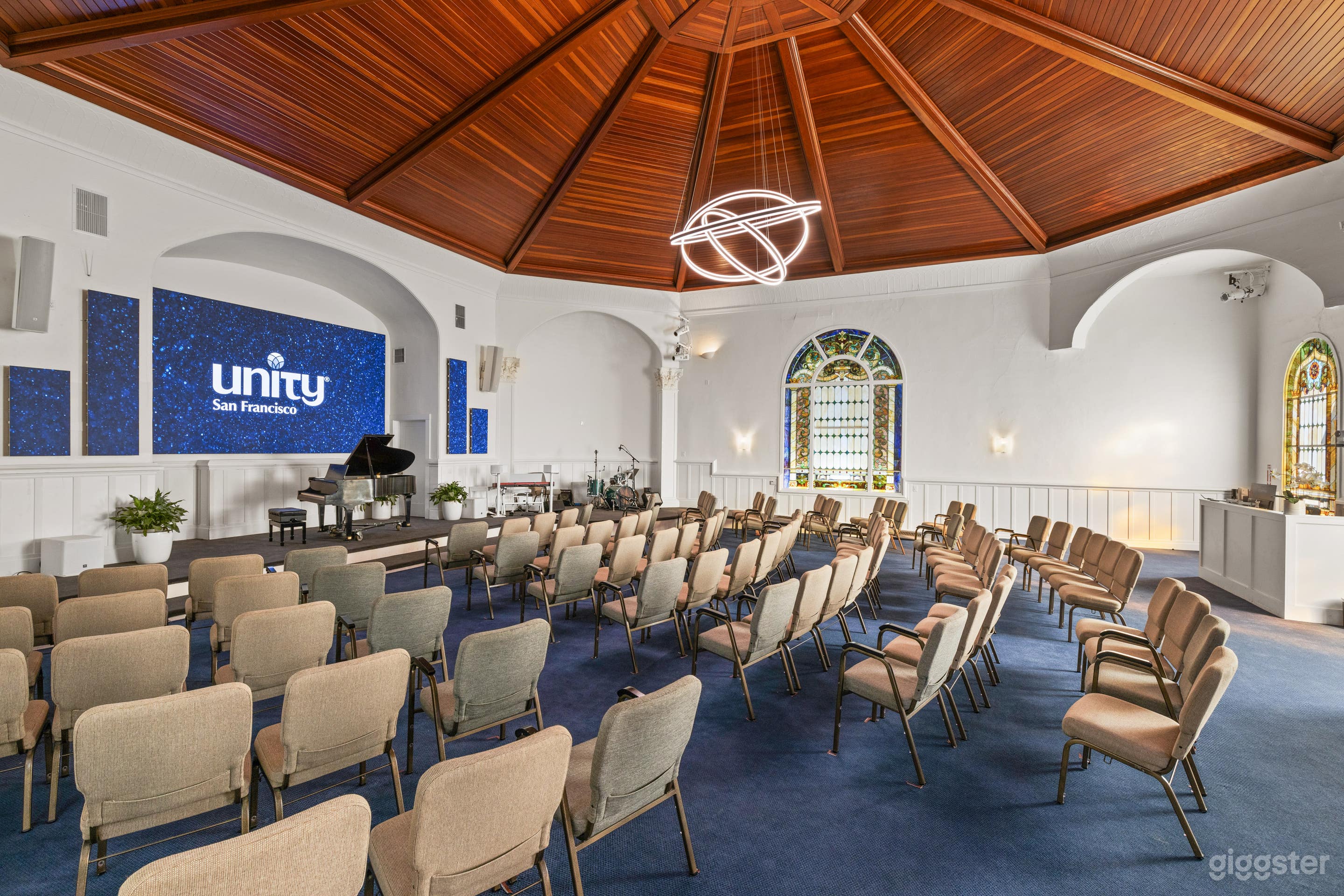 Non-religious Church (Full Buyout) Photo 1