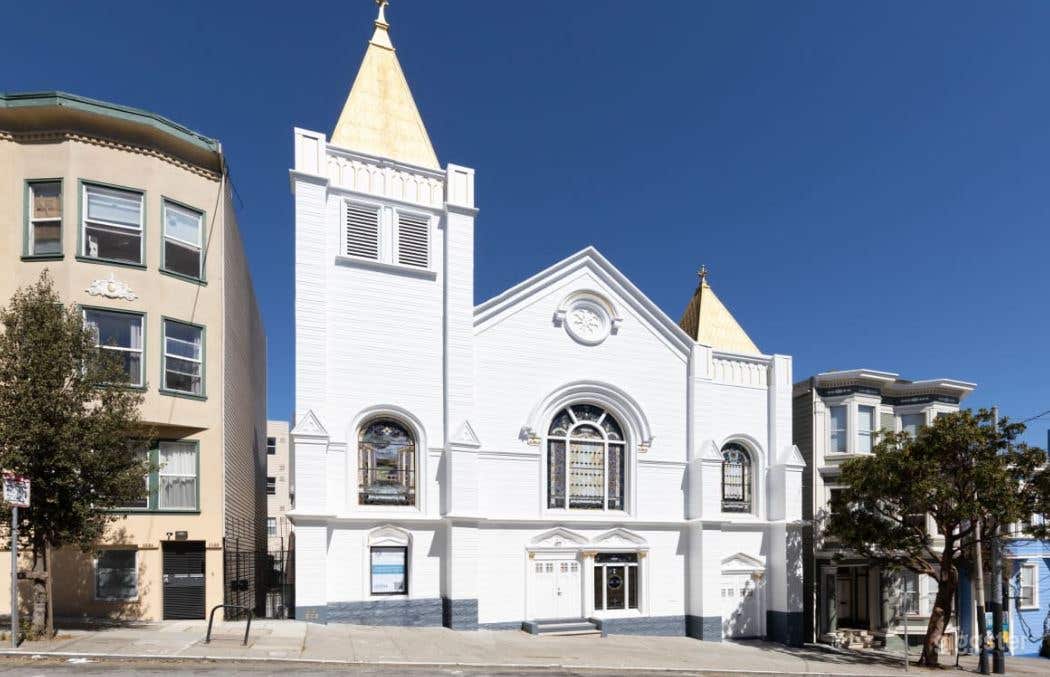 Non-religious Church (Full Buyout) Photo 3