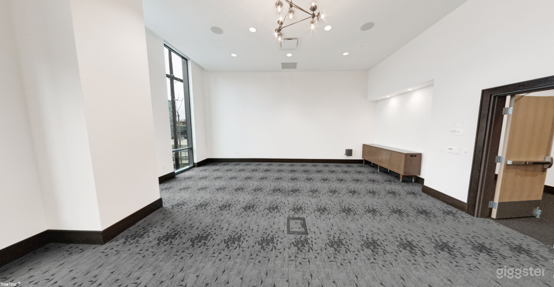 The Robinson Photo 3