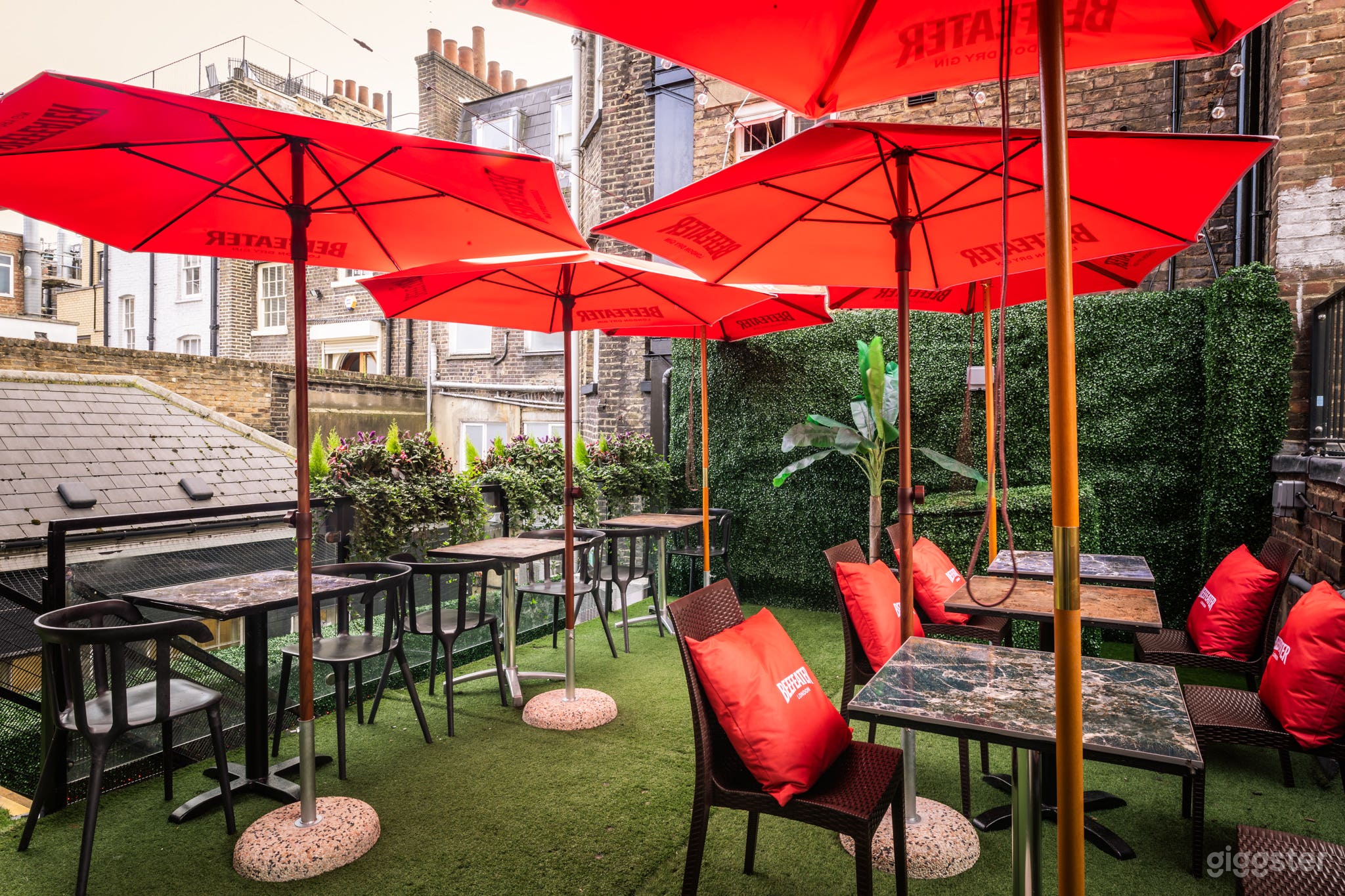 Roof Terrace Photo 2