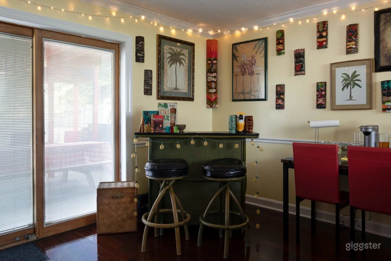  Colorful Post Modern Kitsch Home (w/ Retro Vintage Tiki Bar) 