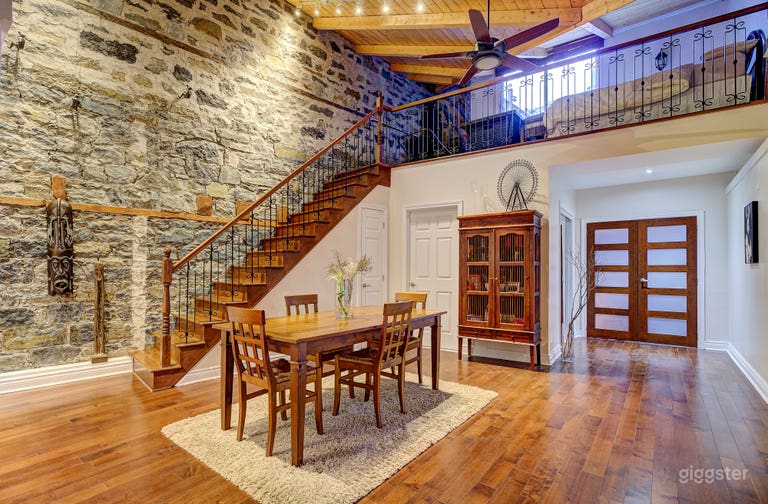  Second main space (with stairs to the terrace) 