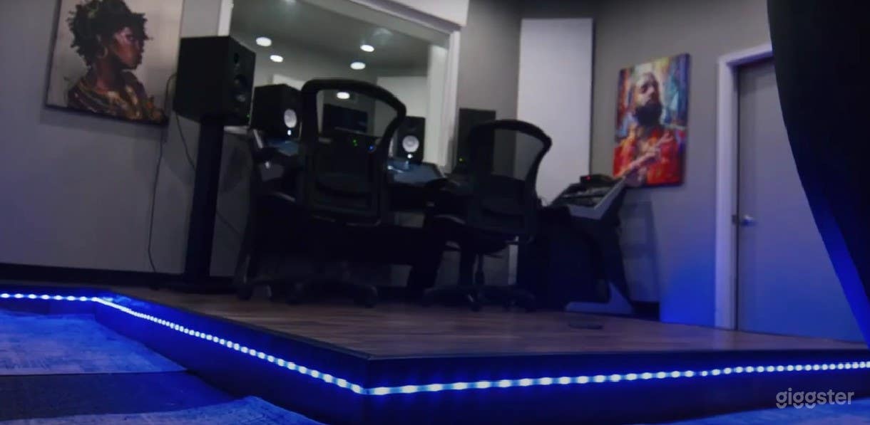 Fully Functioning Recording Studio in Gastonia Photo 3