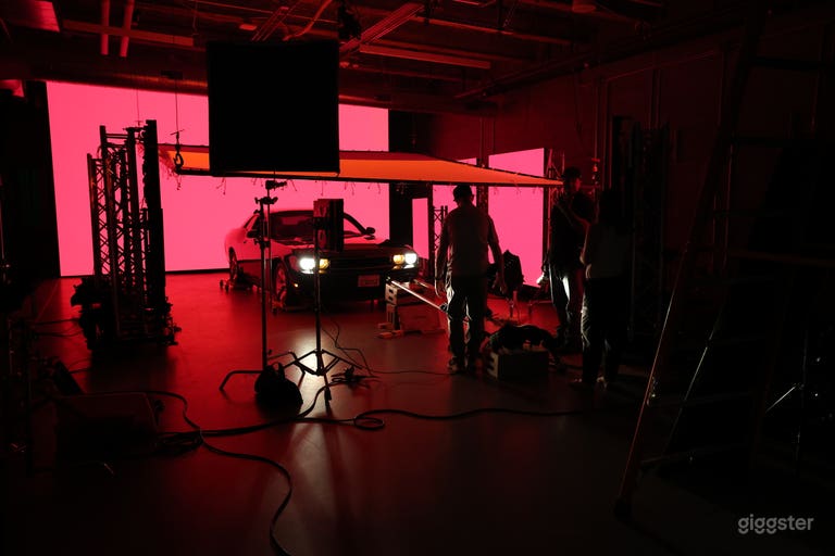  LUX ANGELES STUDIOS - Production virtuelle XR Stage Volume LED 