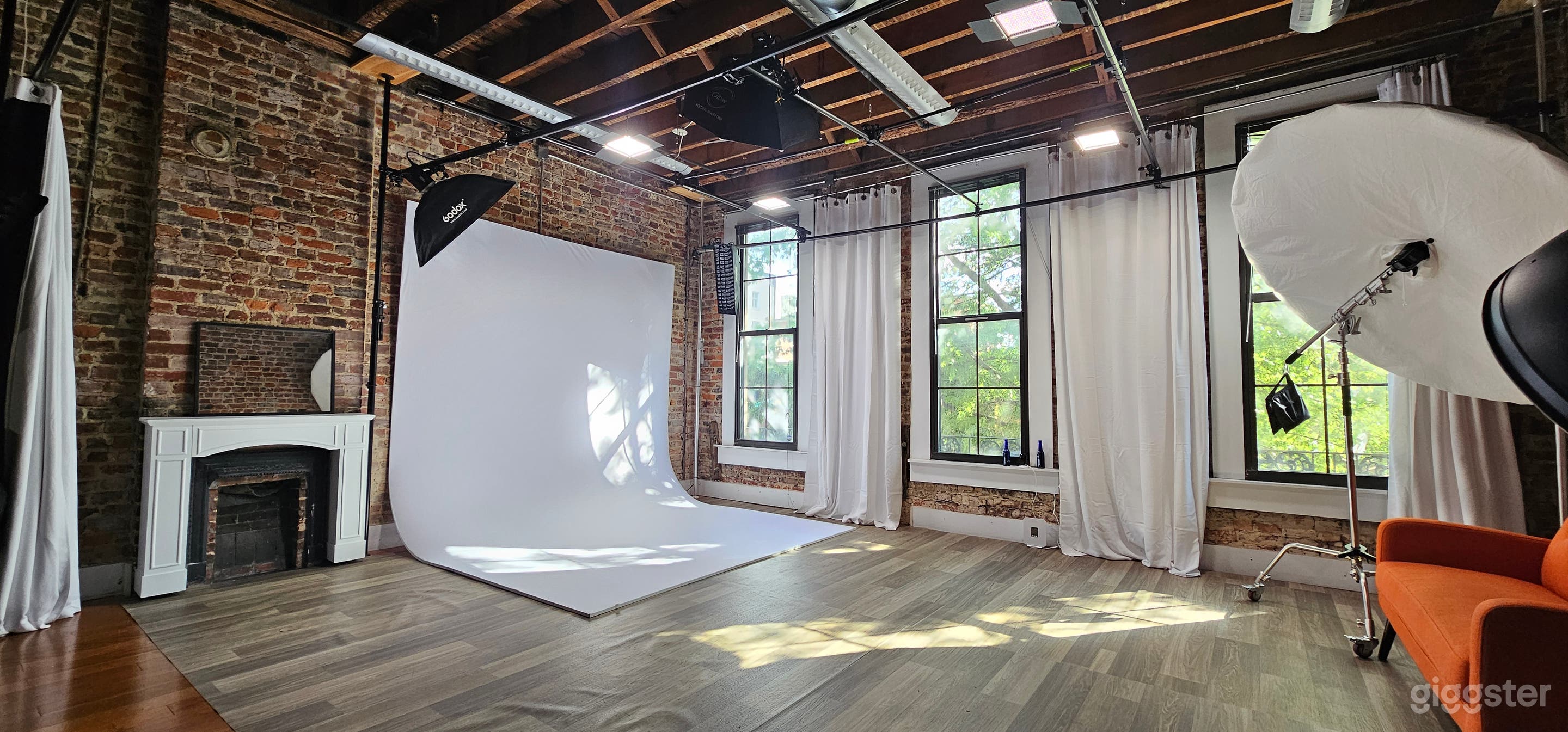 360ism Studios – Multi-Bay Productions &amp; Event Space Photo 1