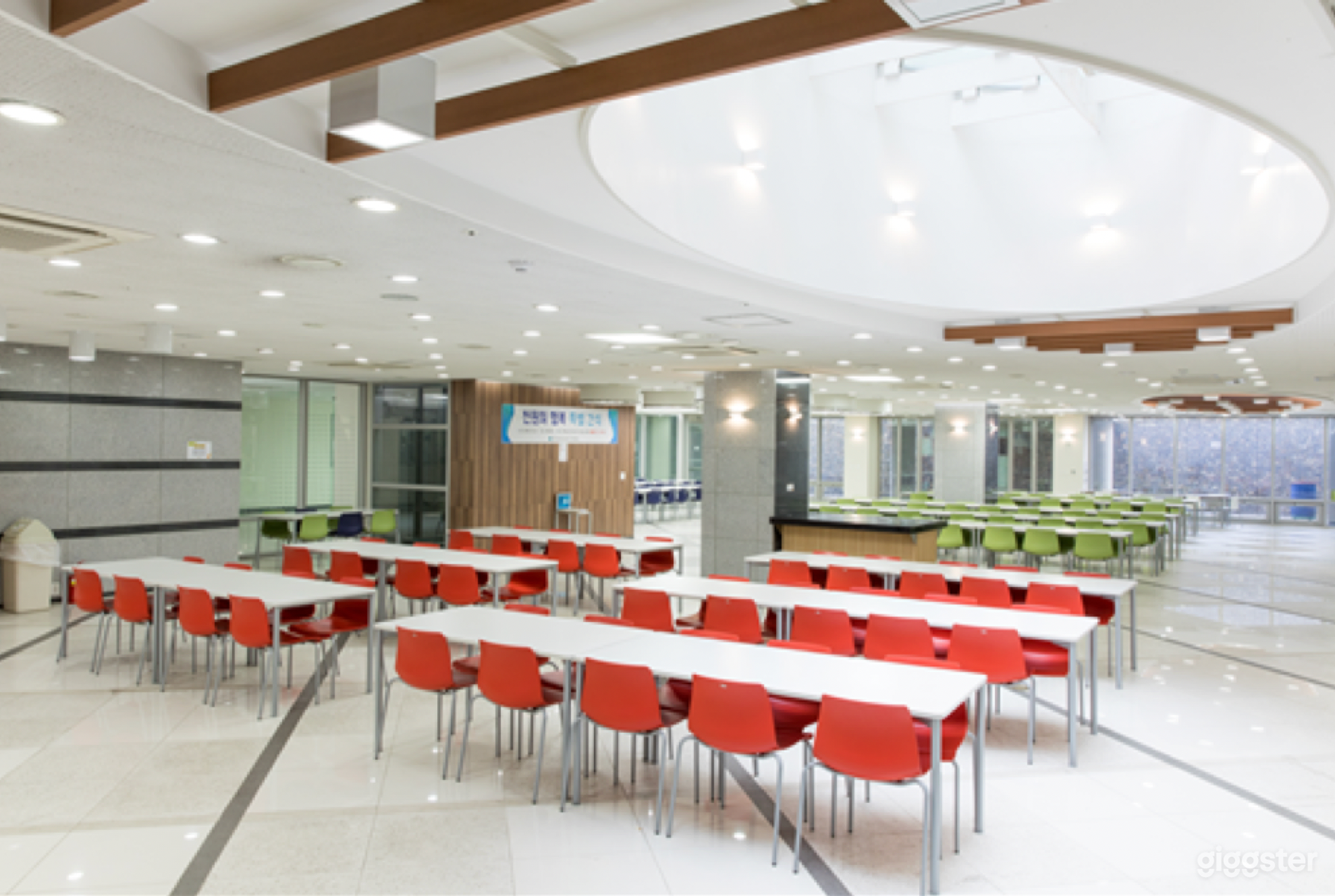파주 대학교 학생식당 Photo 4