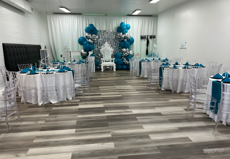  Bright Modern Event Space in Astoria 