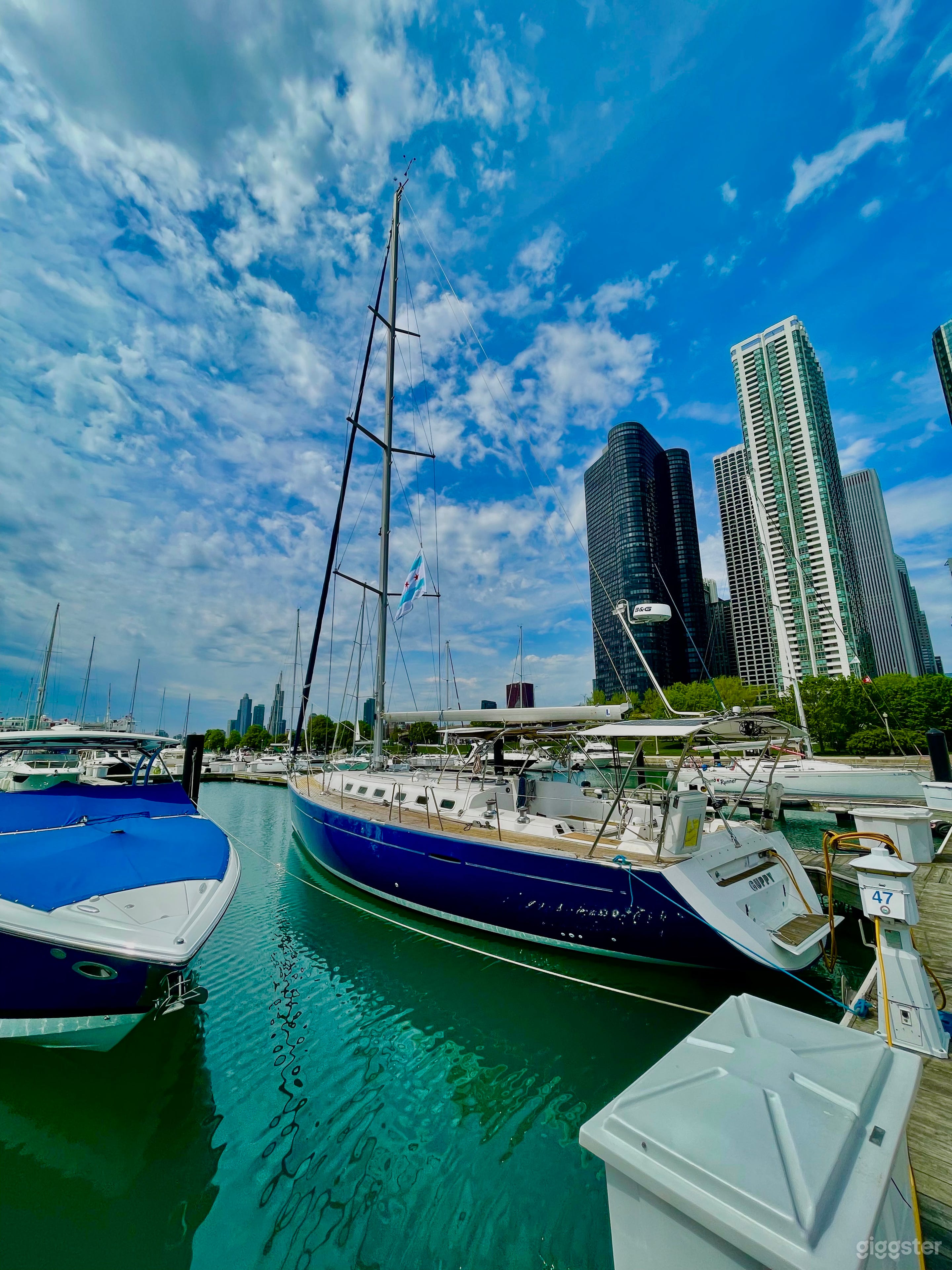 Get action from off the coast of Chicago Photo 3