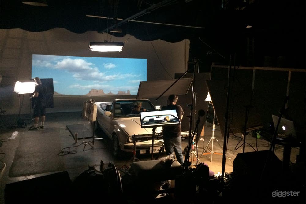 Soundwave Backlot has easy vehicle access (from sports cars to RVs).