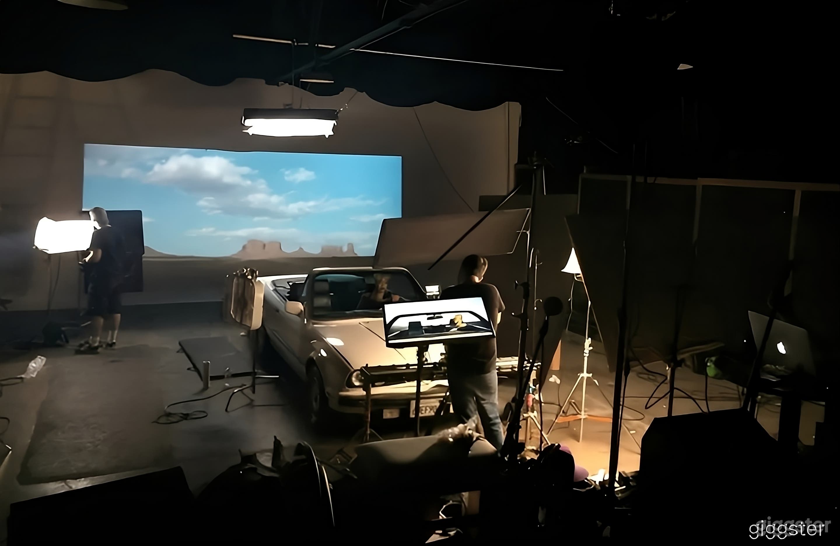 Huge, Affordable Production Space Photo 1