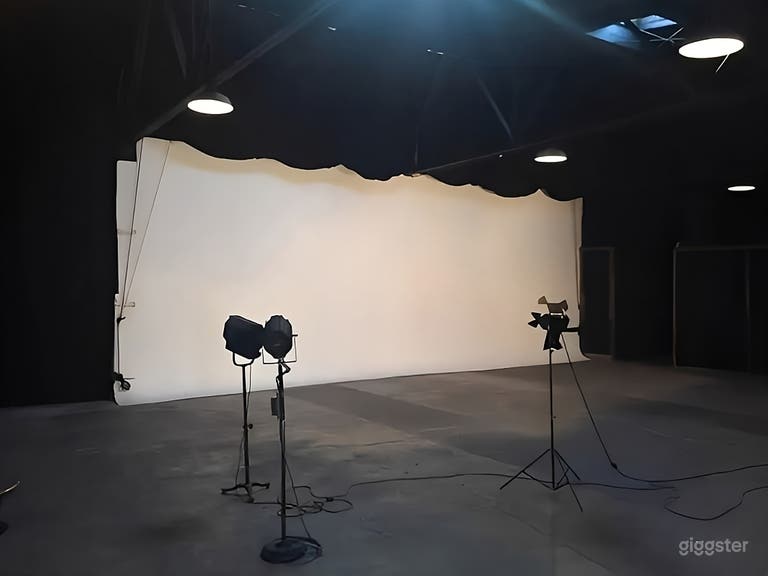  Huge, Affordable Production Space 