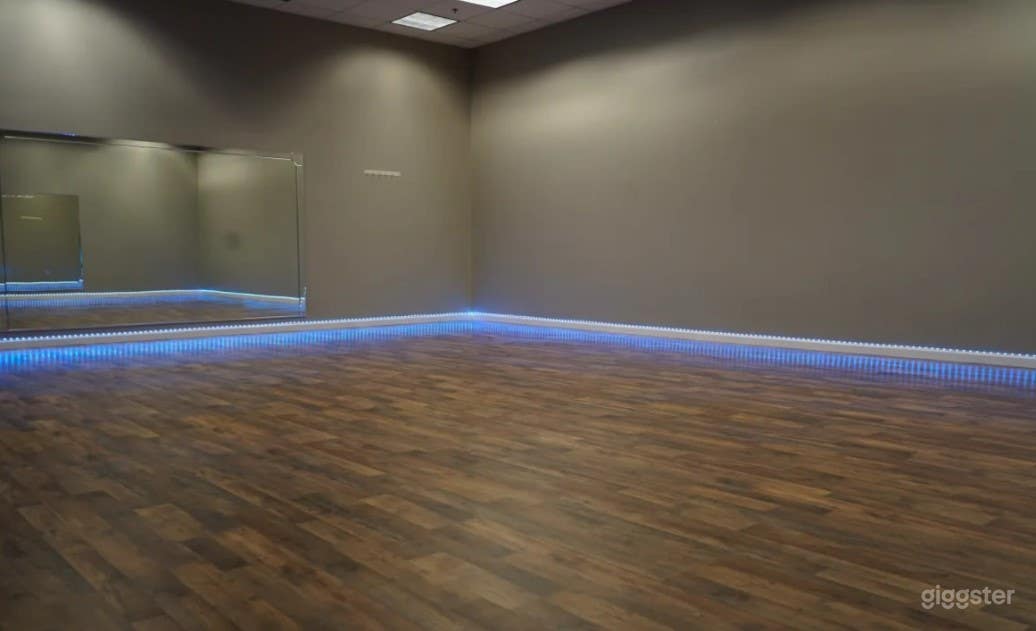 Bright and Spacious Dance Studio in Gastonia Photo 4