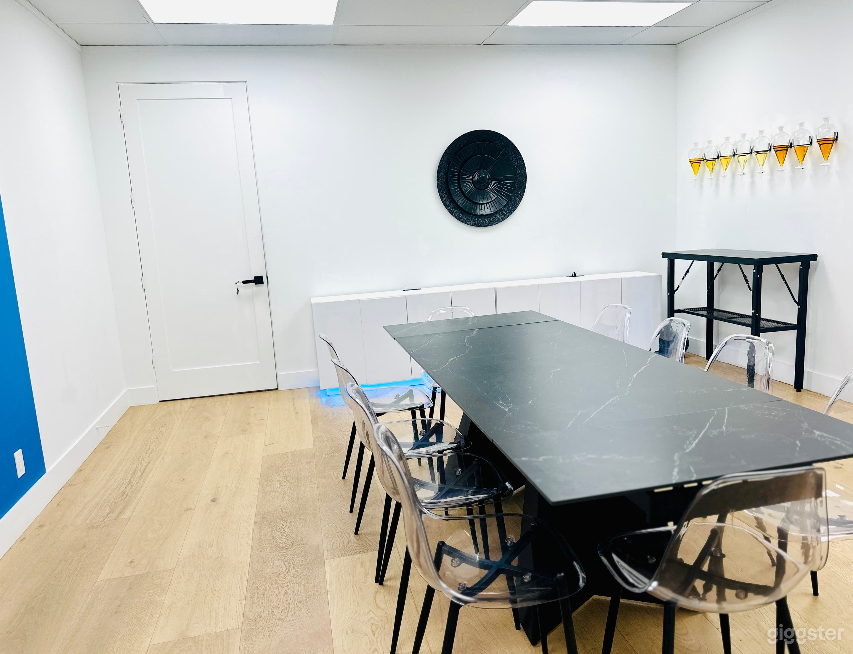 Uptown Studio for Creatives and Workshops Photo 4