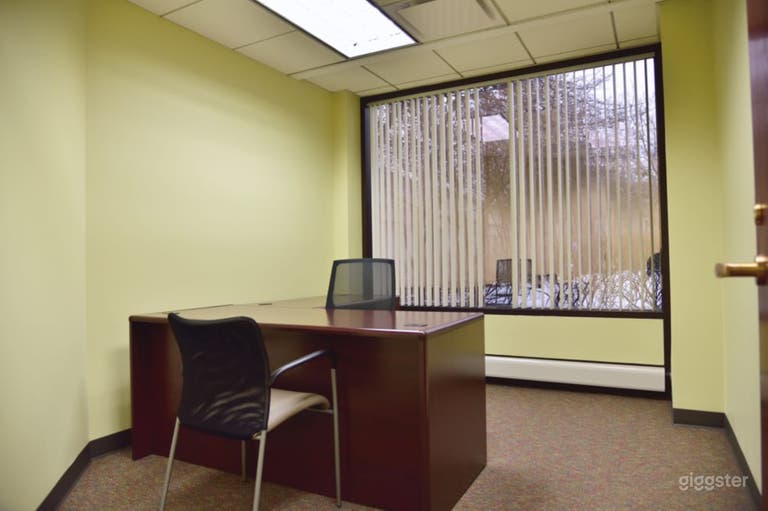  Day Office at  Chicago O’Hare 