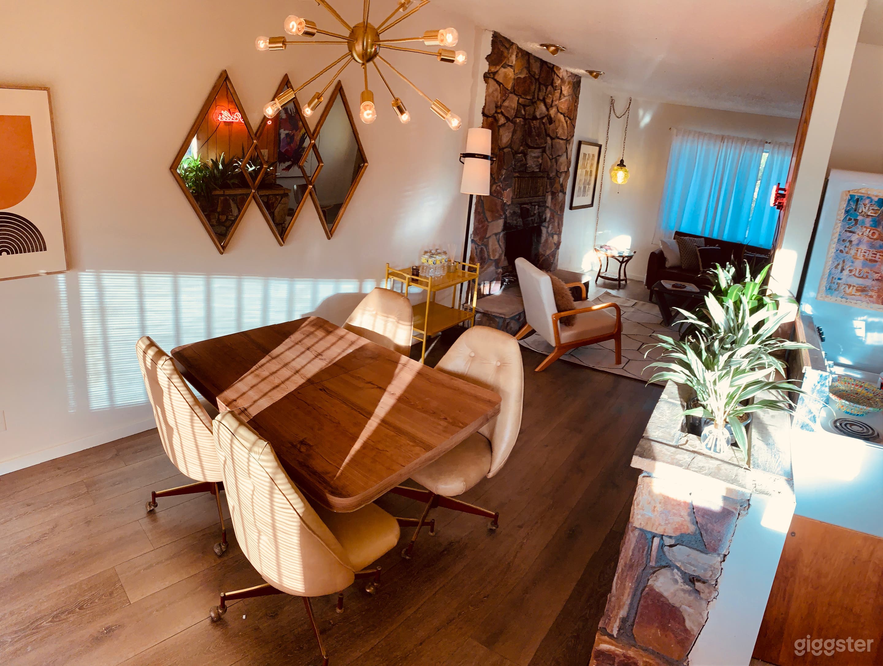 Authentic Mid Century Desert Home Photo 4