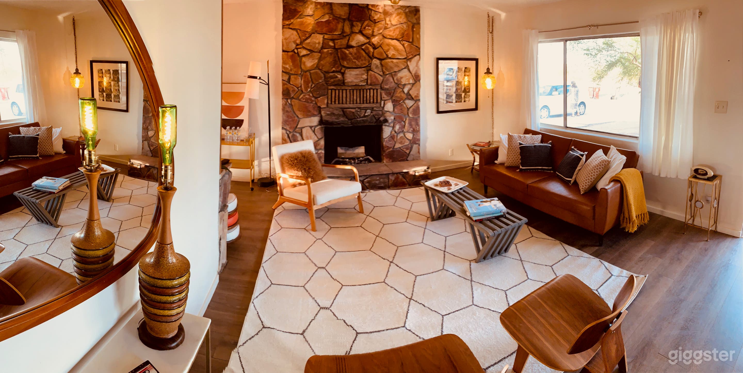 Authentic Mid Century Desert Home Photo 2