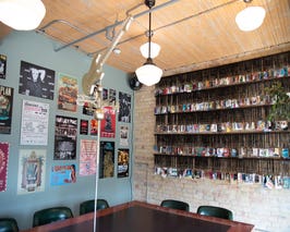  Downtown 12-Person Boardroom| Creative Space 