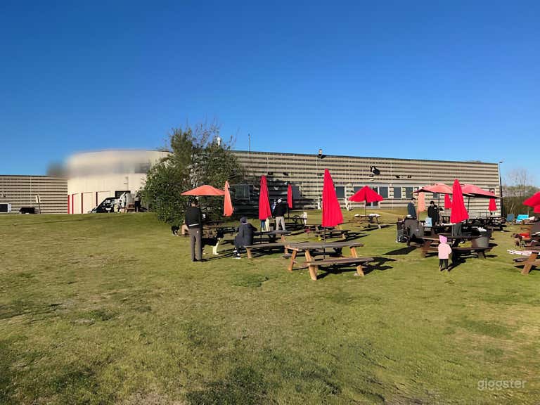  La Pelouse - Espace herbeux extérieur 