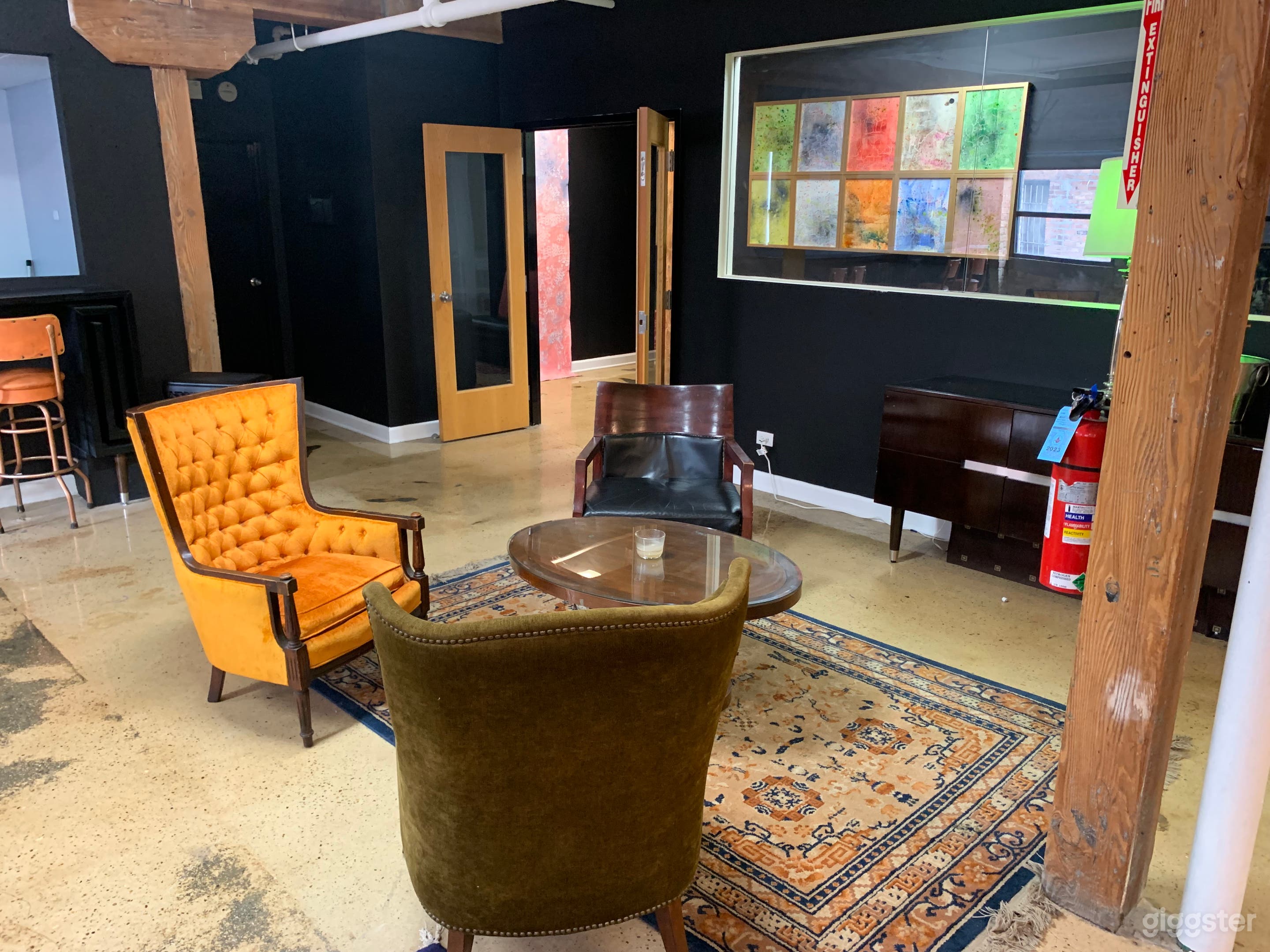 Comfort in Private Studio Offices; The Revolution Photo 4