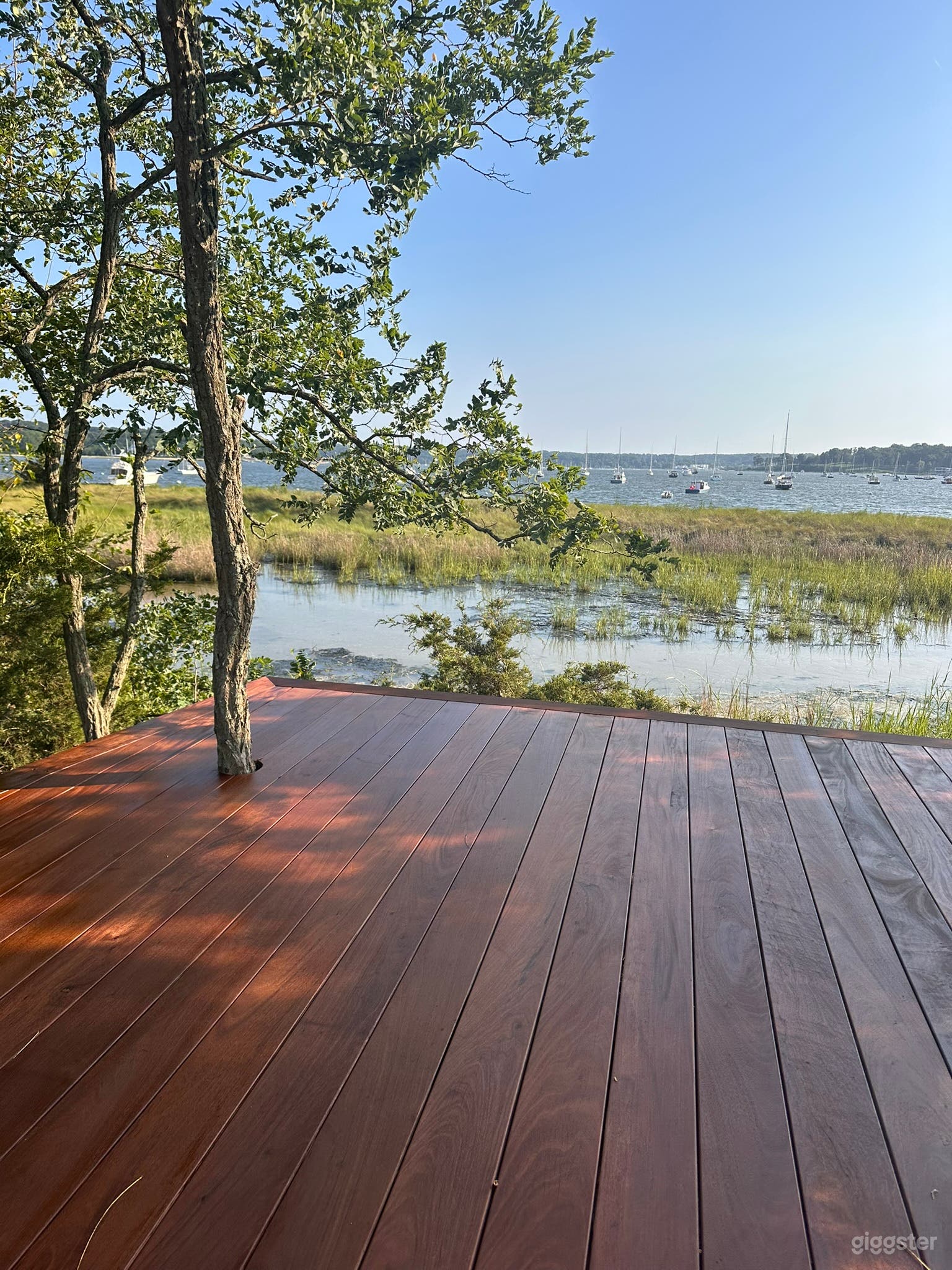 Private Waterfront Estate w/ Sauna, Gym, Sandy Beach Photo 2
