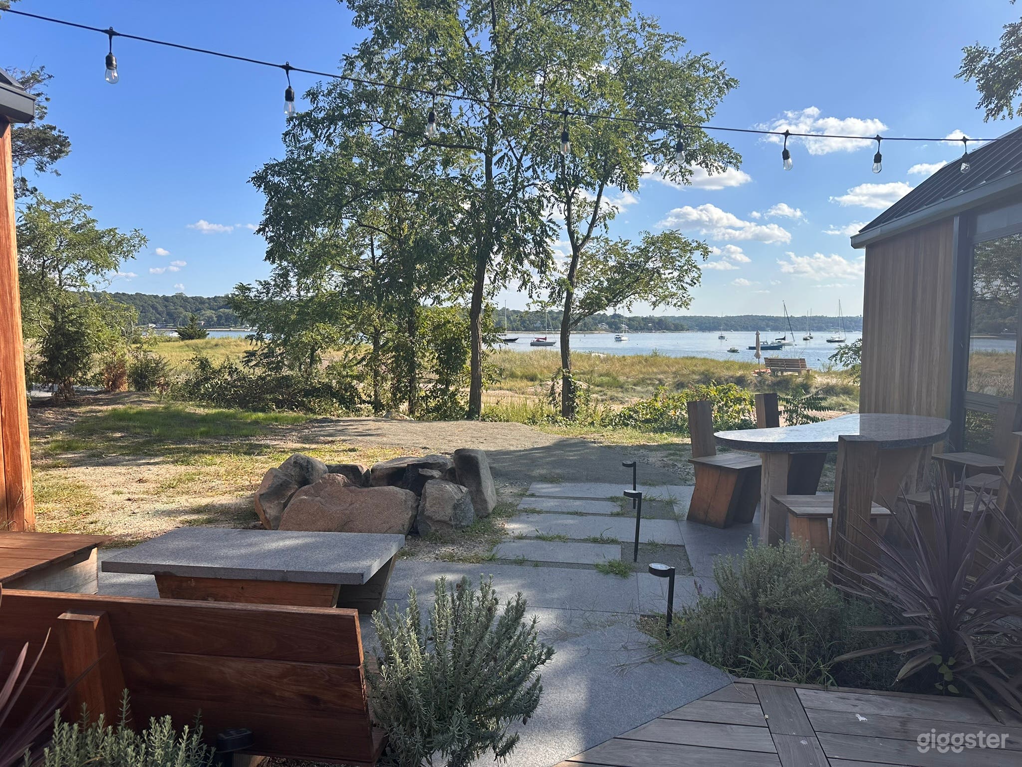 Private Waterfront Estate w/ Sauna, Gym, Sandy Beach Photo 3