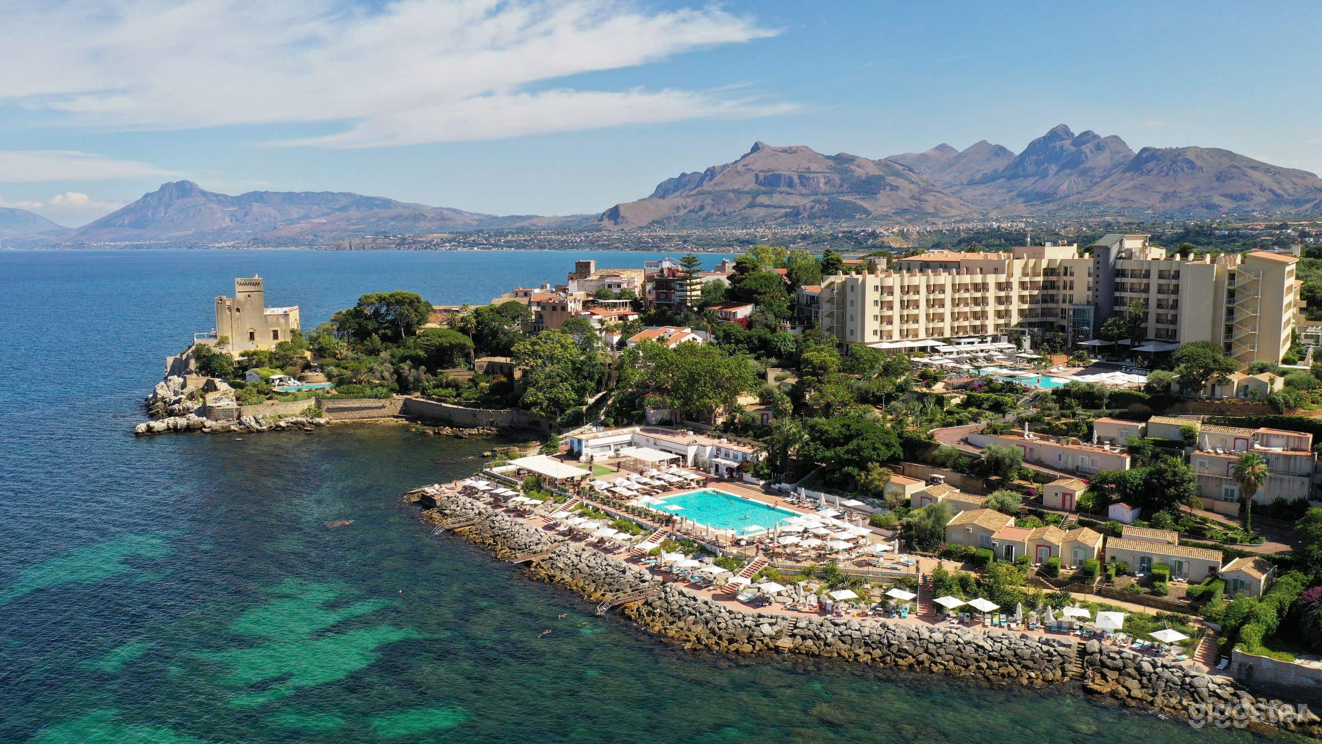 Foto di Resort sul Mare con Vista Panoramica 3